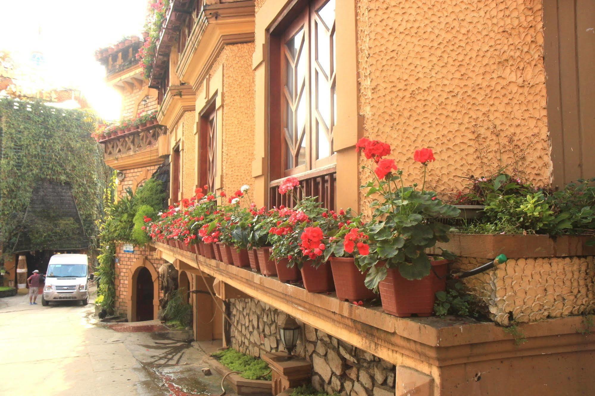 Chau Long Sapa Hotel Exterior photo